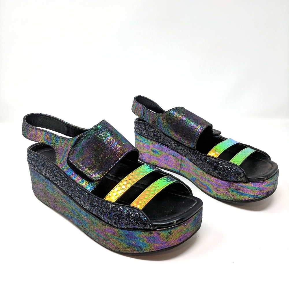 Platform sandals